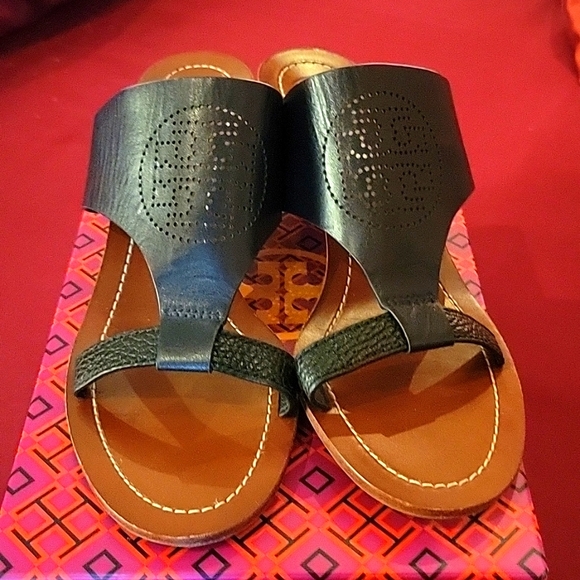 EUC Tory Burch wedge sandals - Picture 1 of 10
